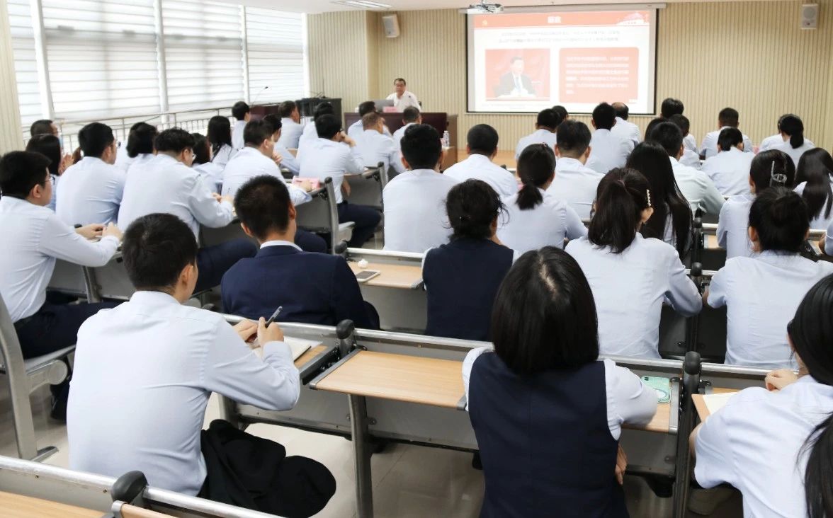 BEVITOR·伟德国际举办第二期主题教育读书班暨党委理论学习中心组第10次集体学习