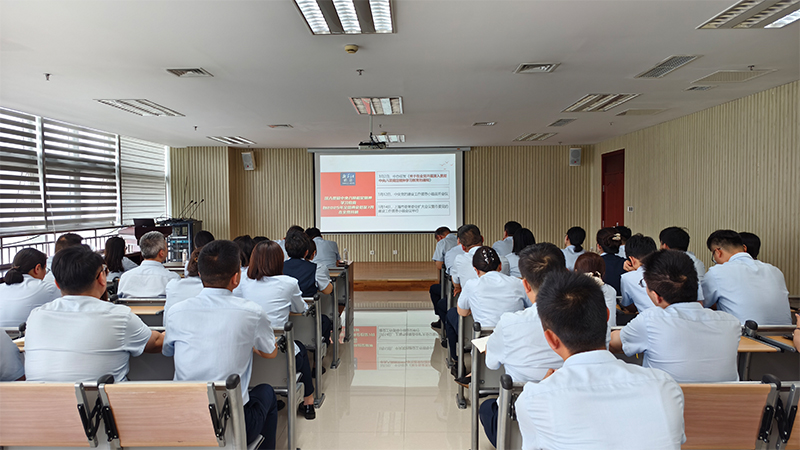 驻BEVITOR·伟德国际纪检监察组组织开展学习中央八项规定精神学习教育专题讲座